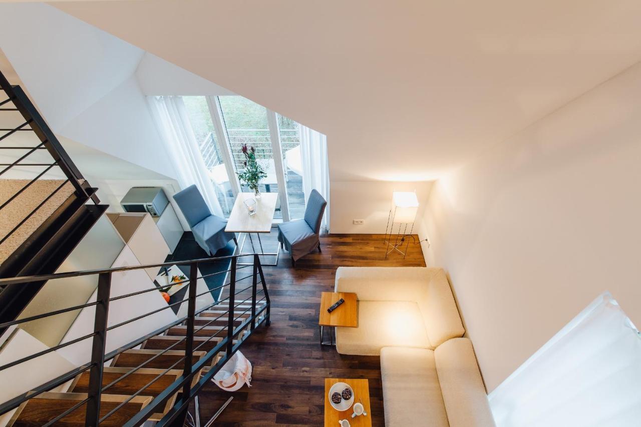 M2 Living Maisonette Apartment No 8 เพรโรว์ ภายนอก รูปภาพ