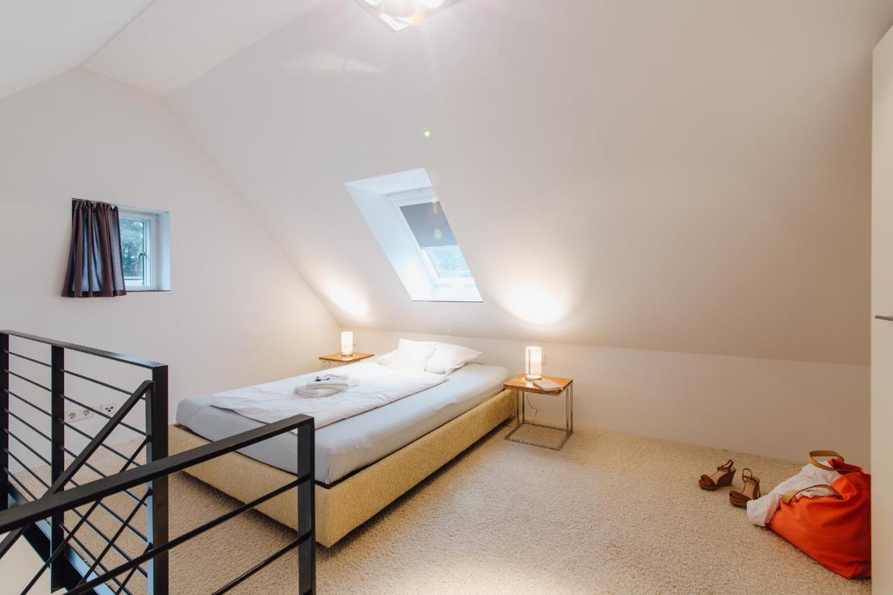 M2 Living Maisonette Apartment No 8 เพรโรว์ ภายนอก รูปภาพ